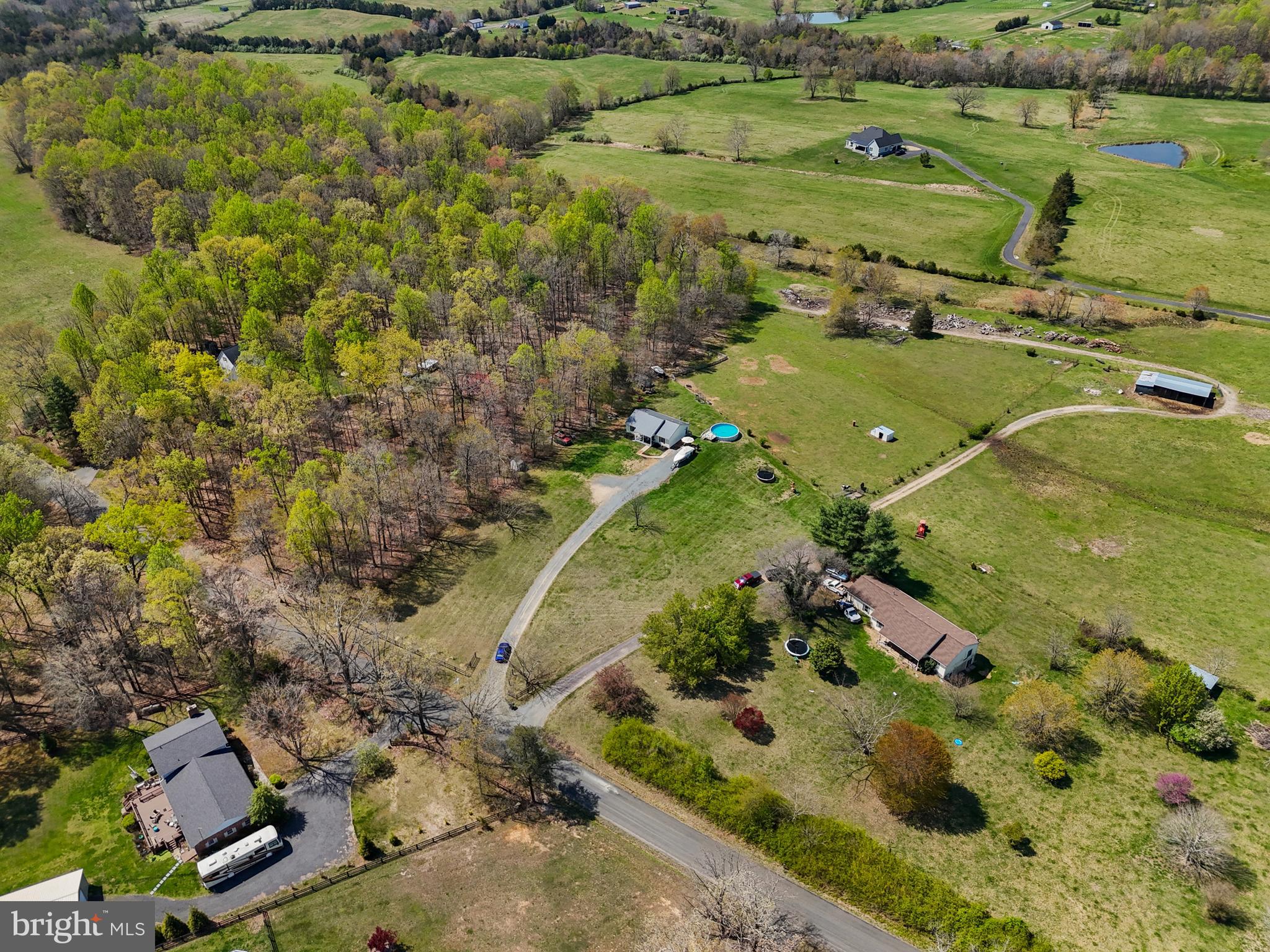 4016 INDIAN RUN ROAD