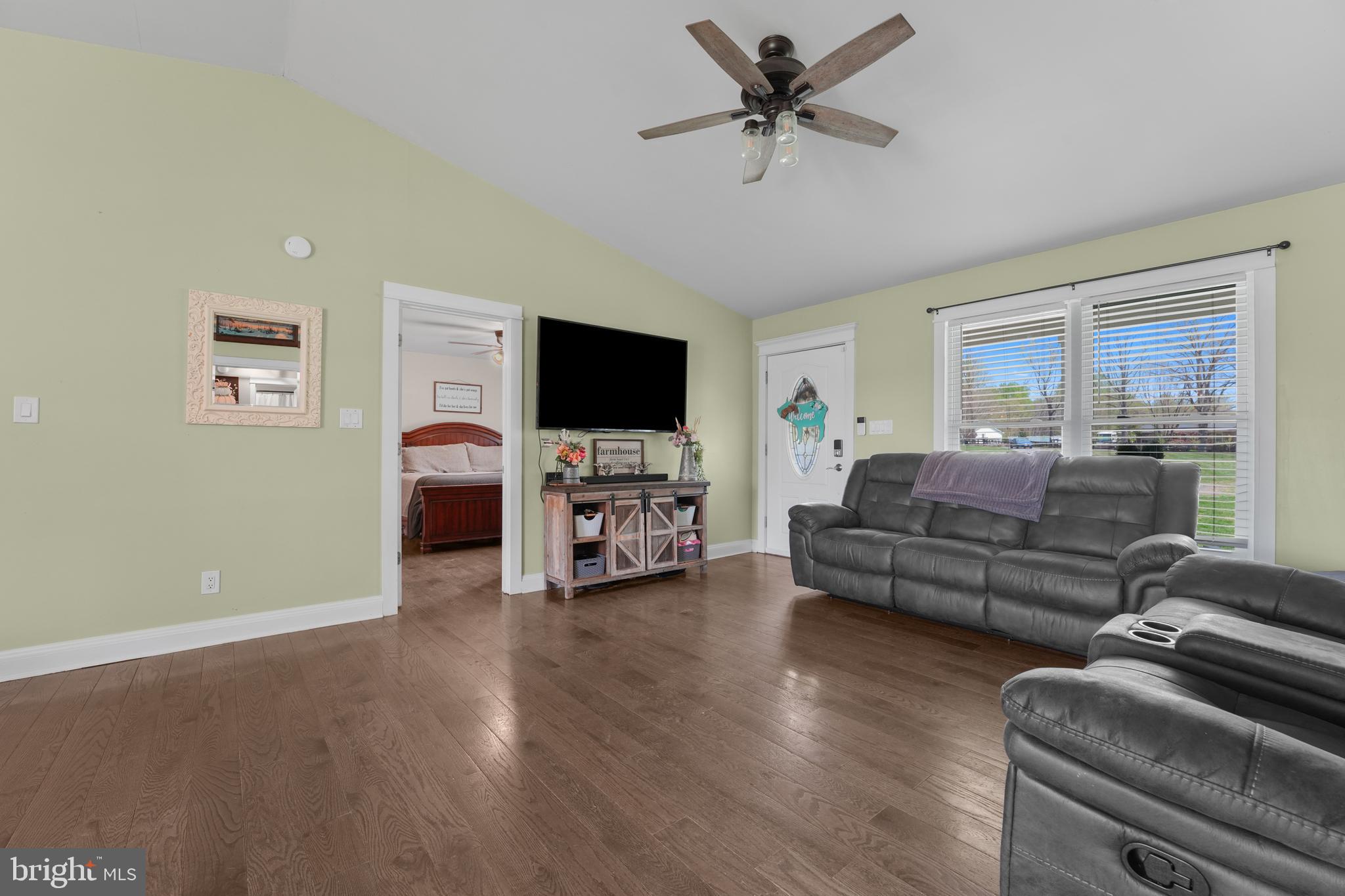 4016 INDIAN RUN ROAD