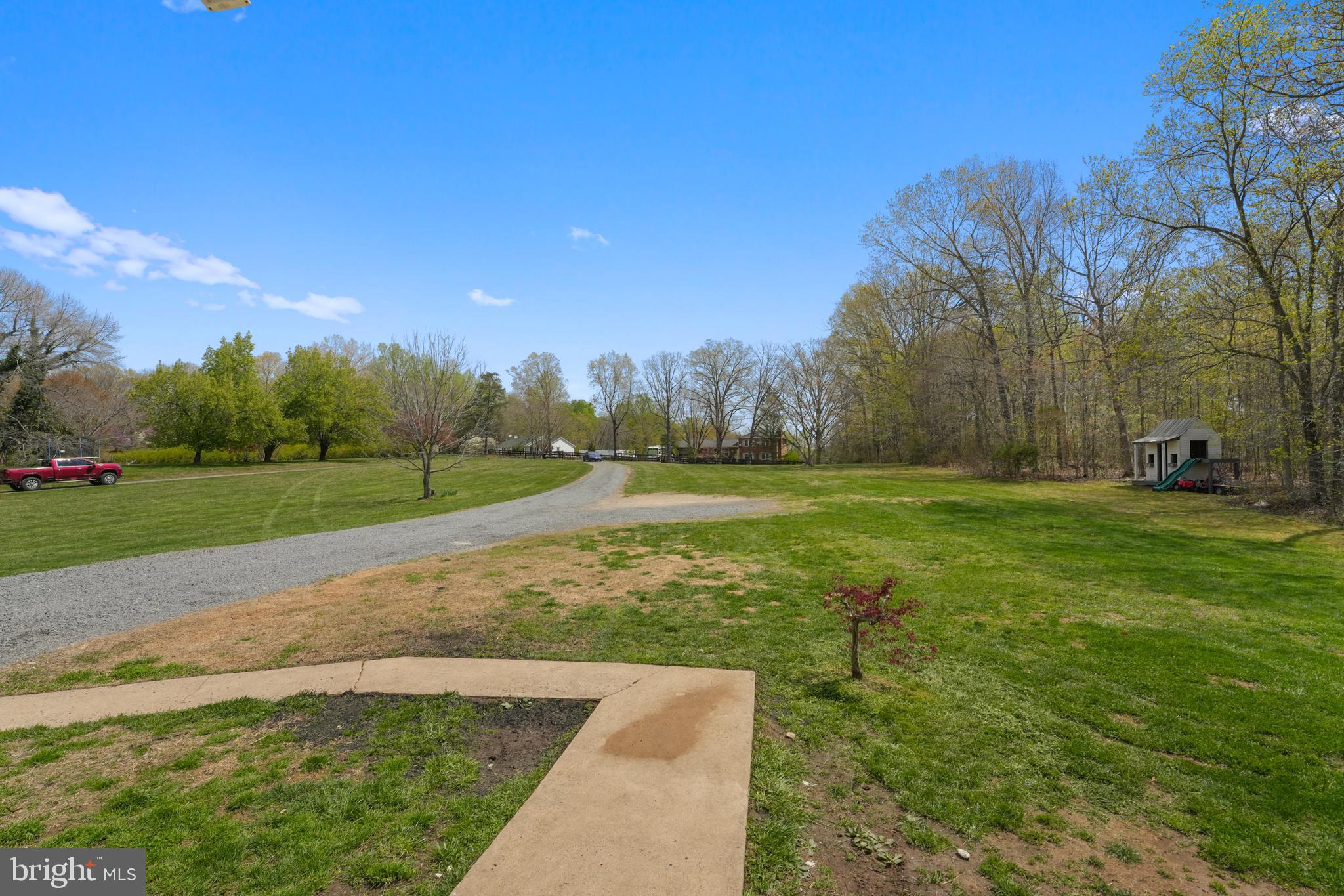 4016 INDIAN RUN ROAD