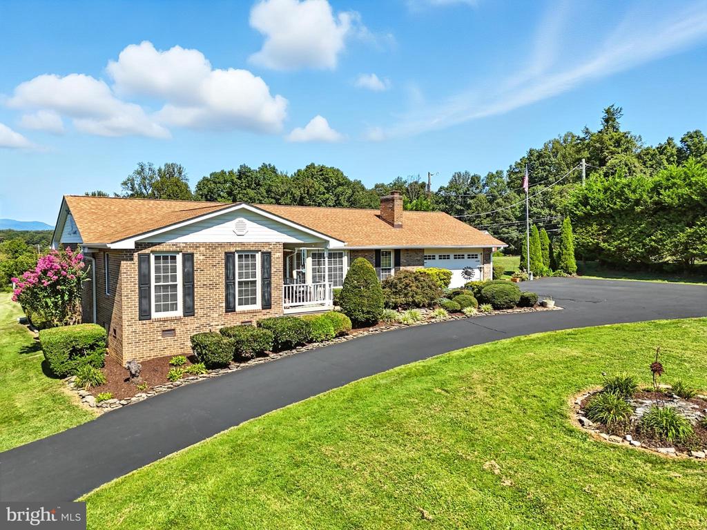 6507 JAMES MONROE HIGHWAY
