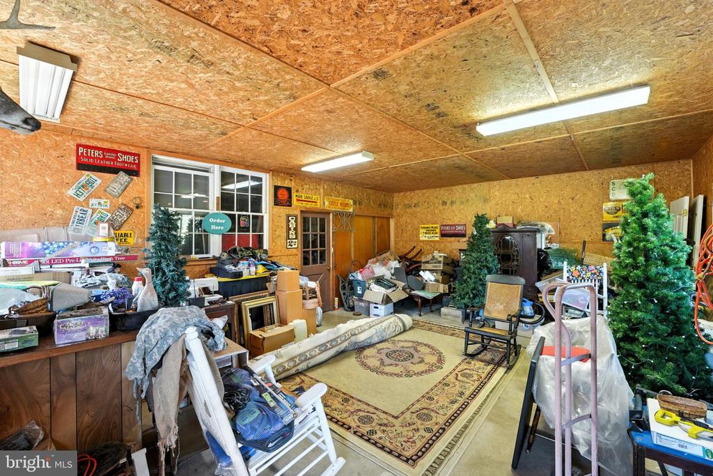 6507 JAMES MONROE HIGHWAY