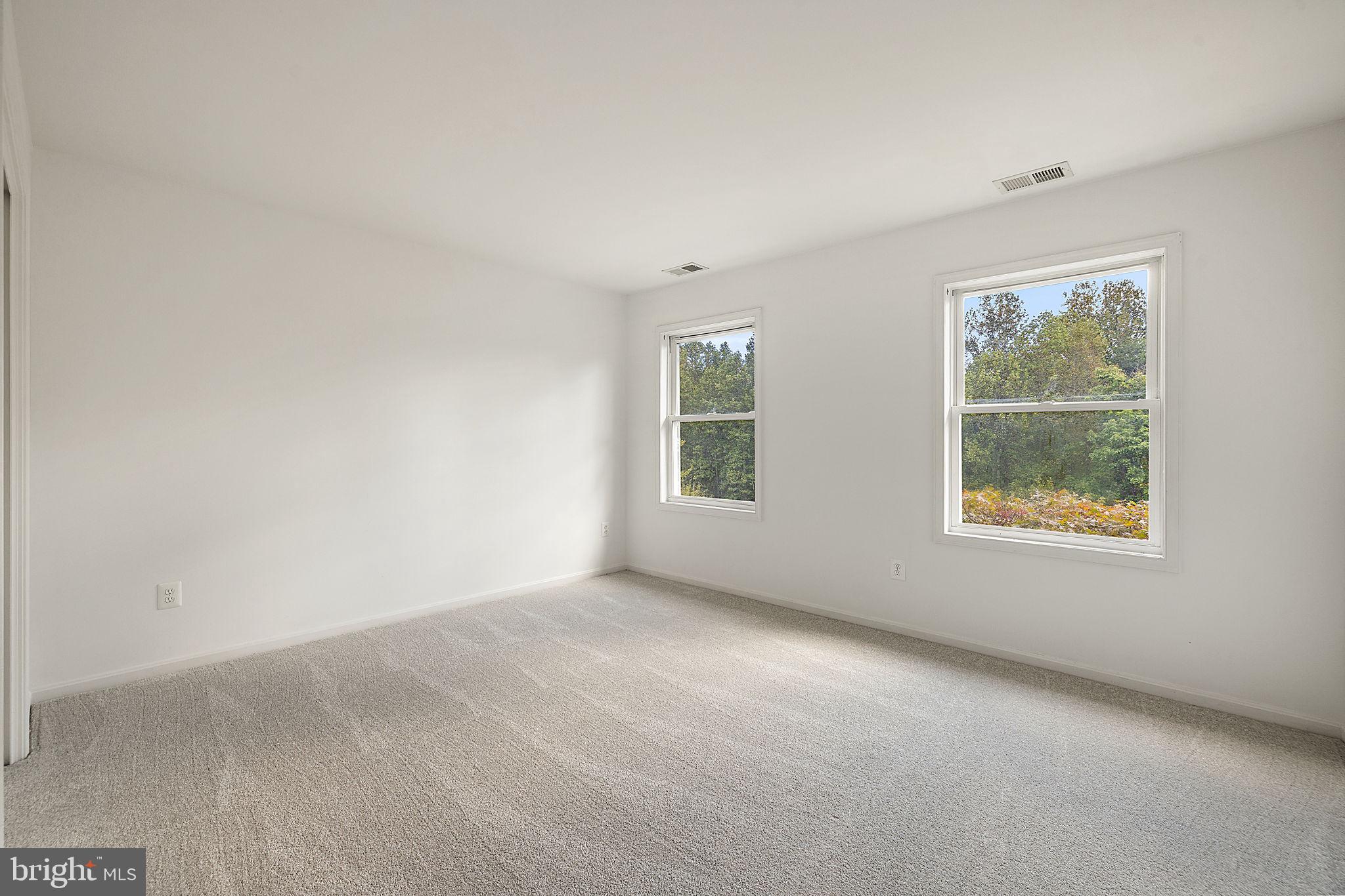 1372 FREEMAN DRIVE