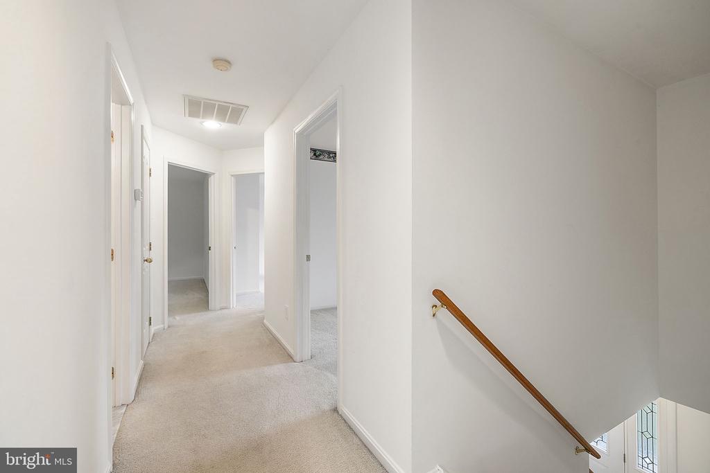 1372 FREEMAN DRIVE