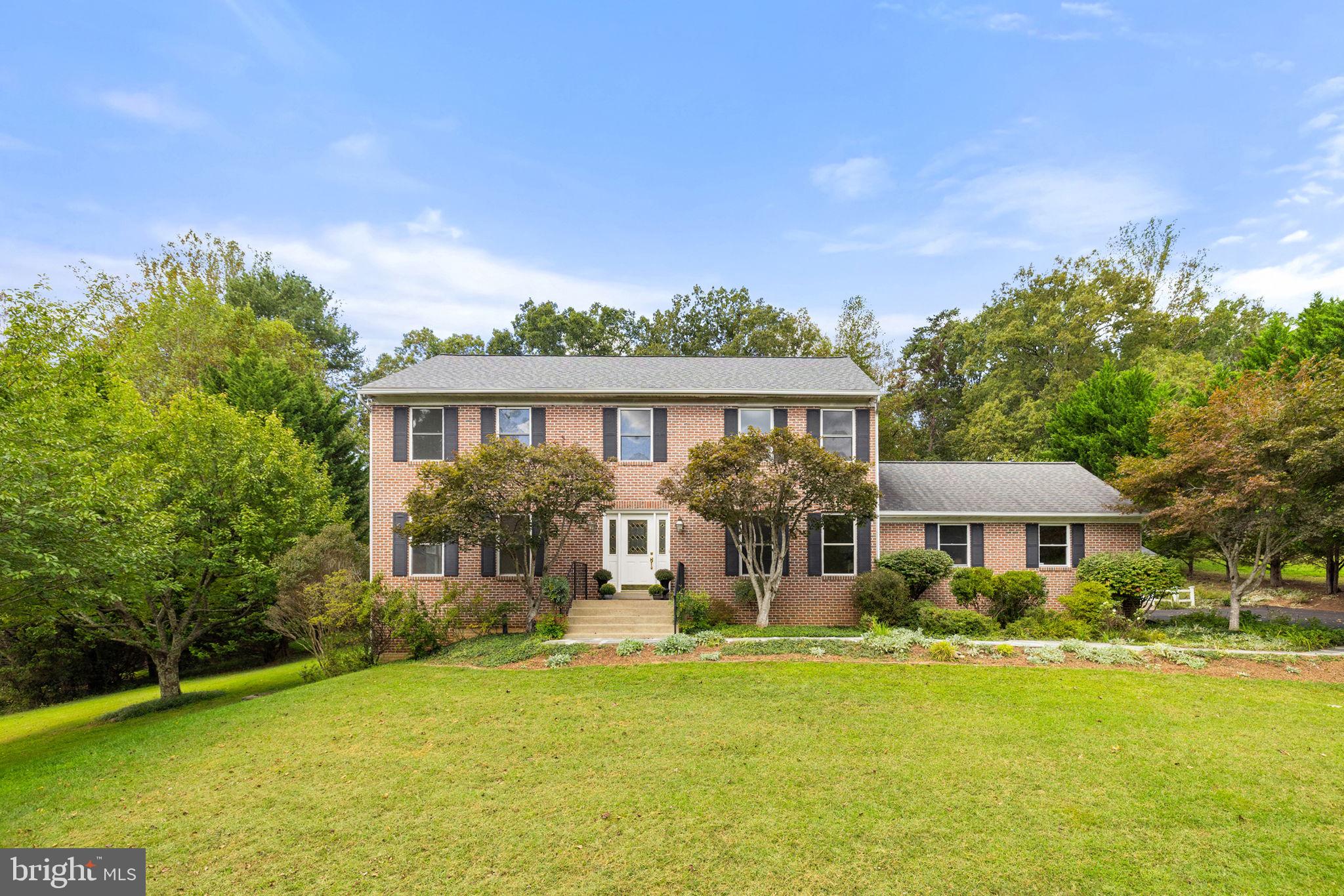 1372 FREEMAN DRIVE