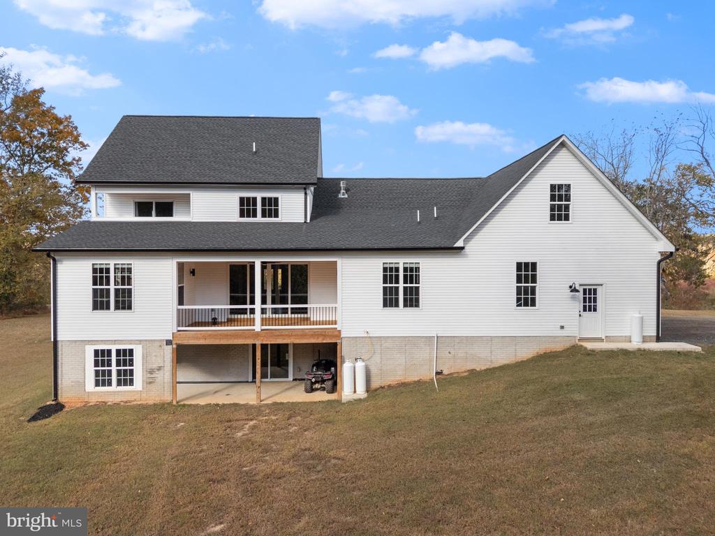 9140 VISTAVIEW LANE