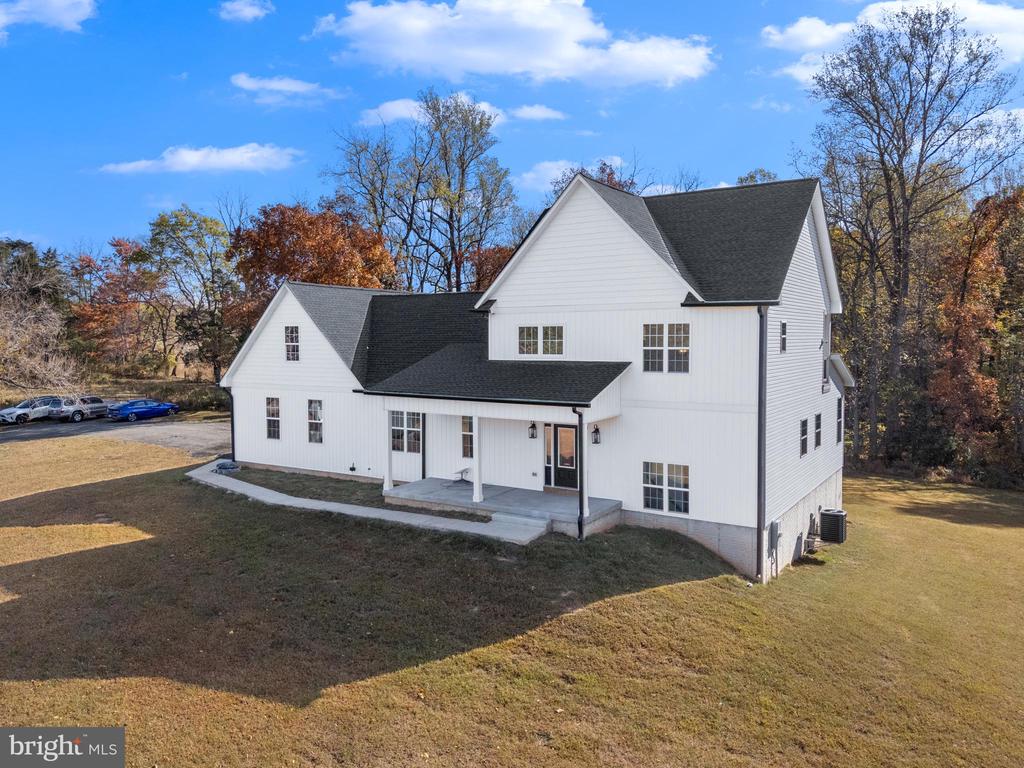 9140 VISTAVIEW LANE