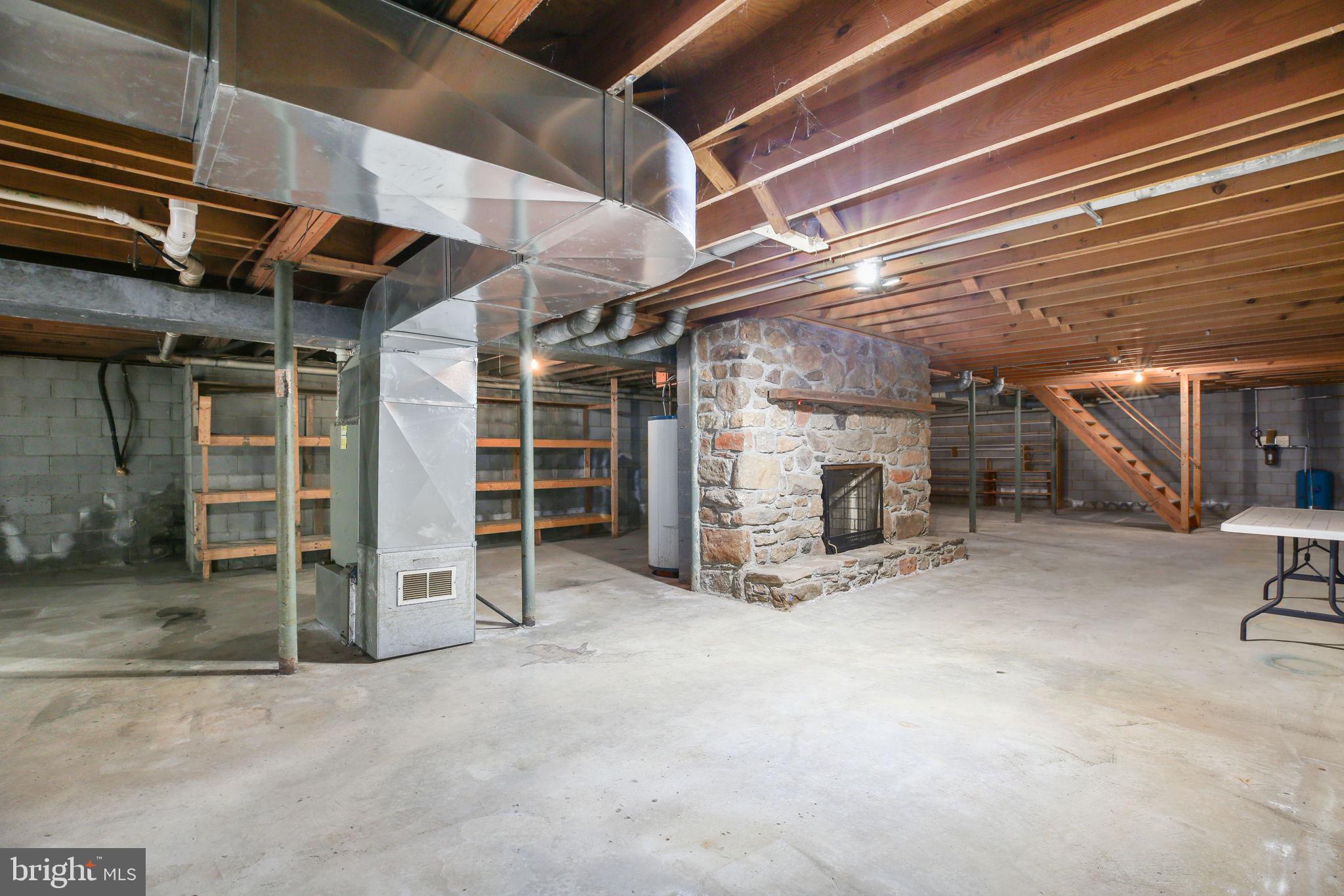 13880 RIDGELEA AVENUE