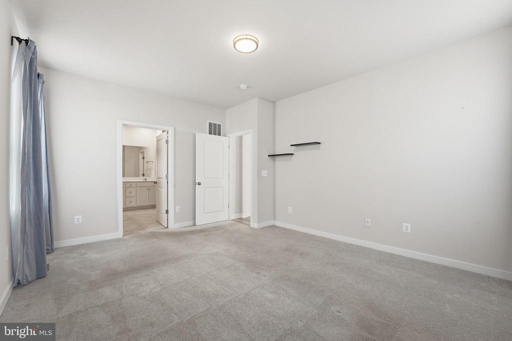 2156 BERWICK DRIVE