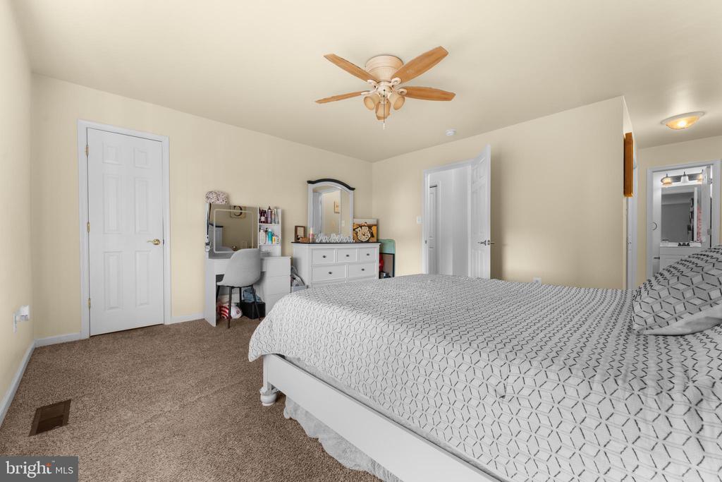 617 MEADOWBROOK