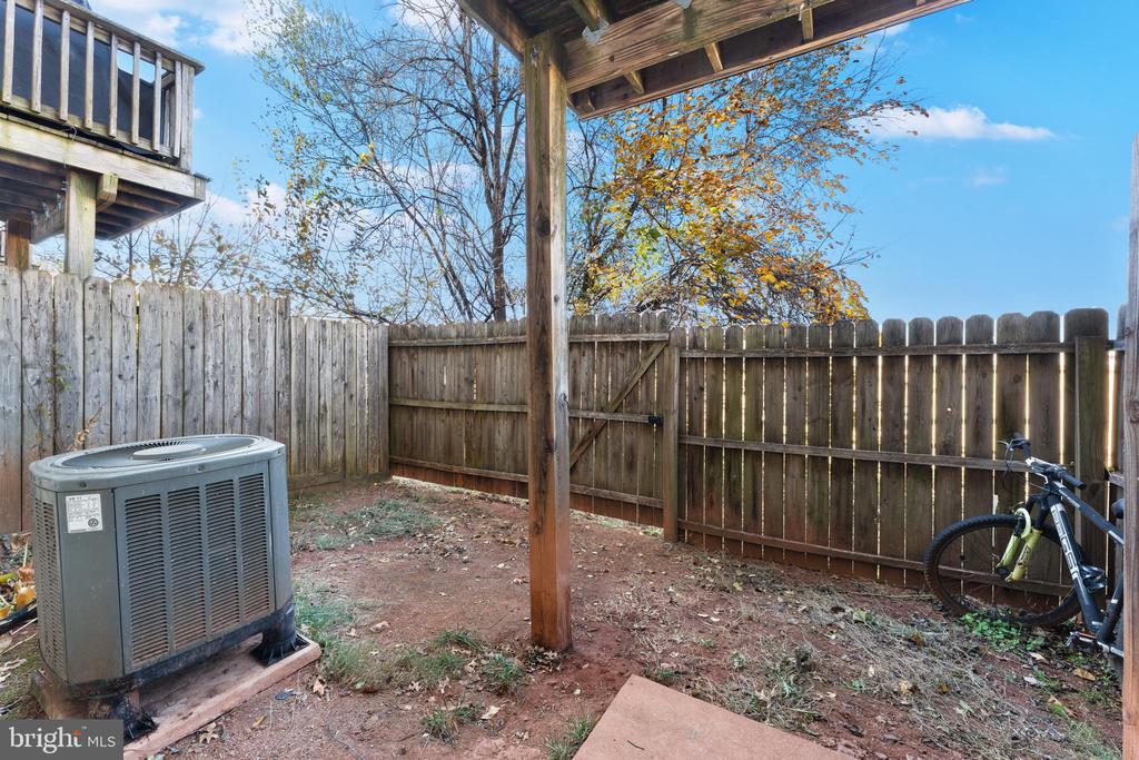 617 MEADOWBROOK