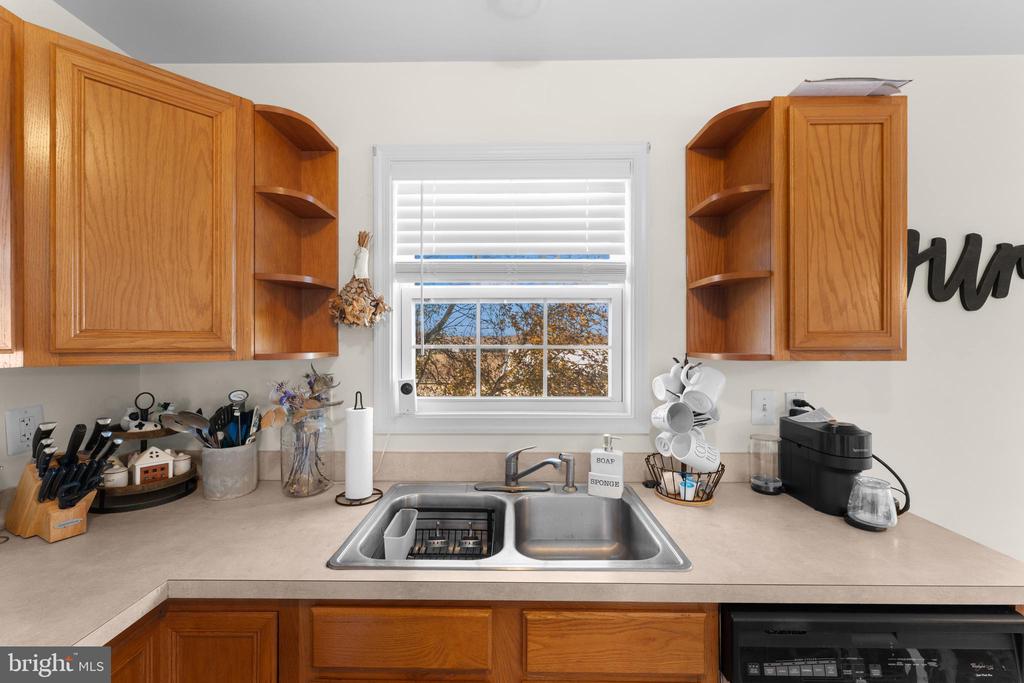 617 MEADOWBROOK