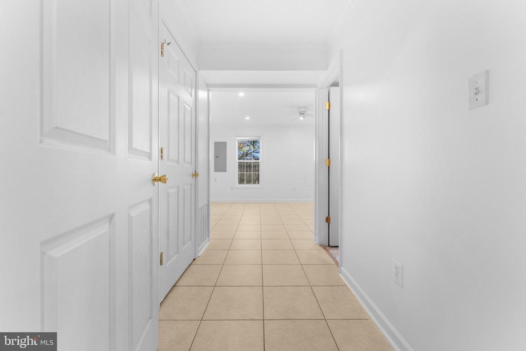617 MEADOWBROOK