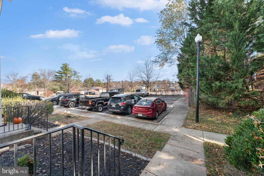 617 MEADOWBROOK