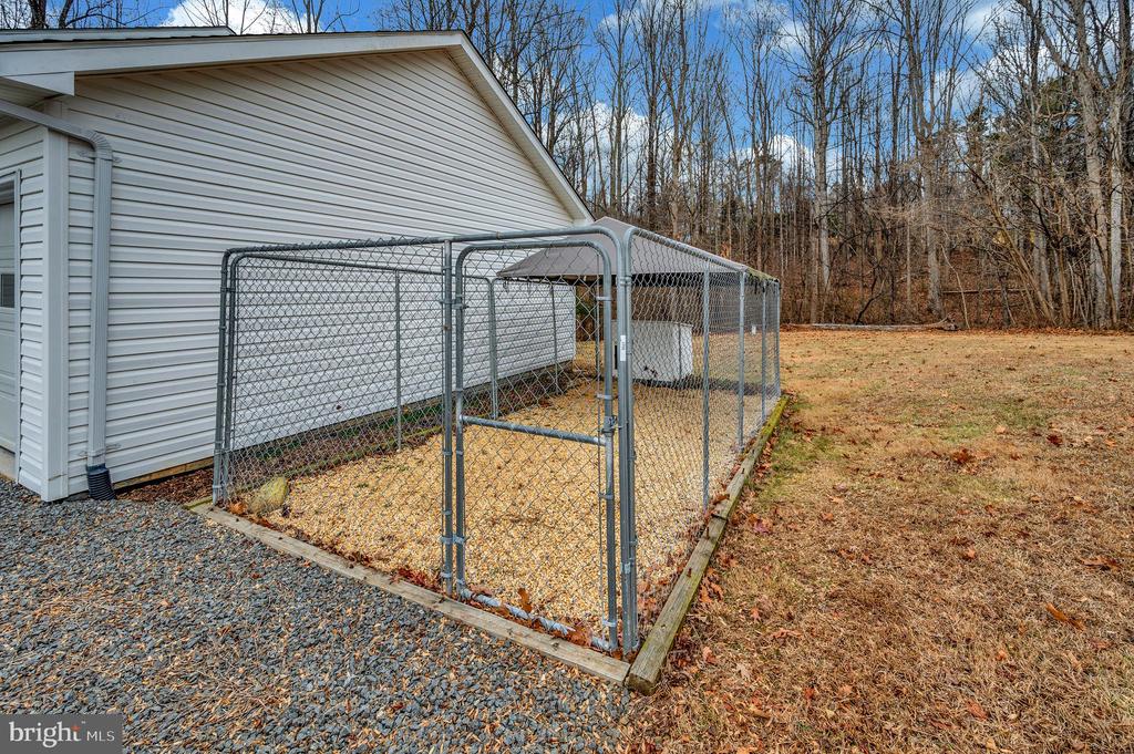 16008 BRUCES LANE
