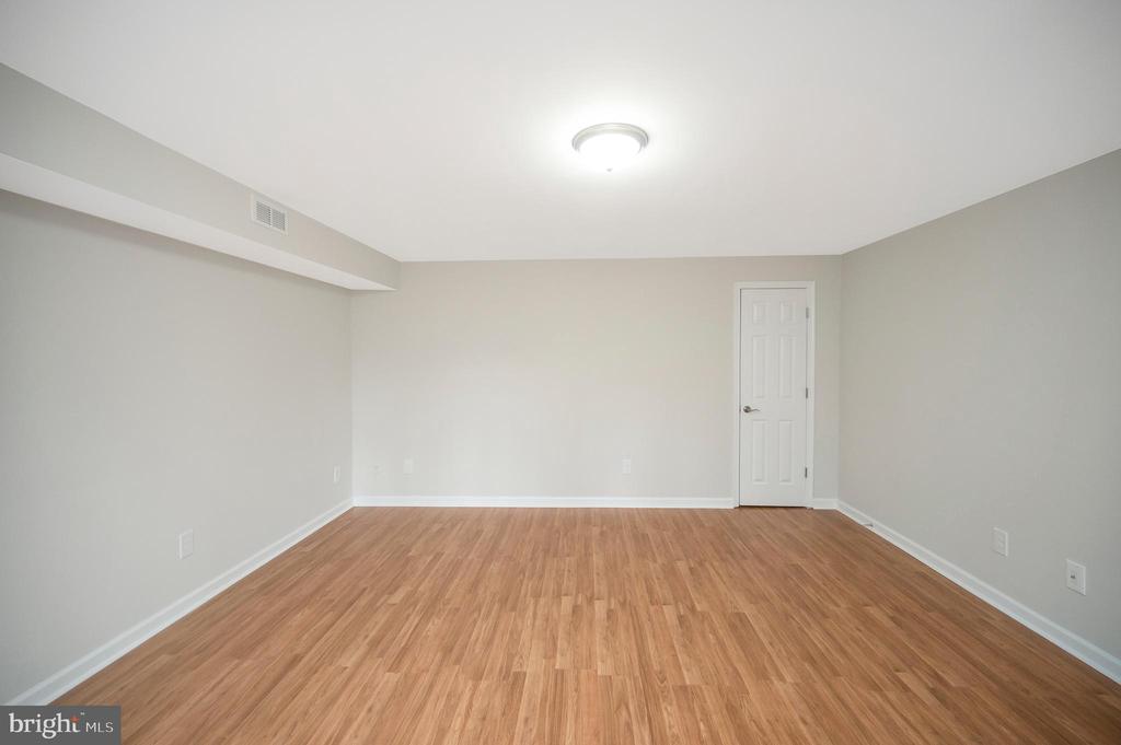 16008 BRUCES LANE
