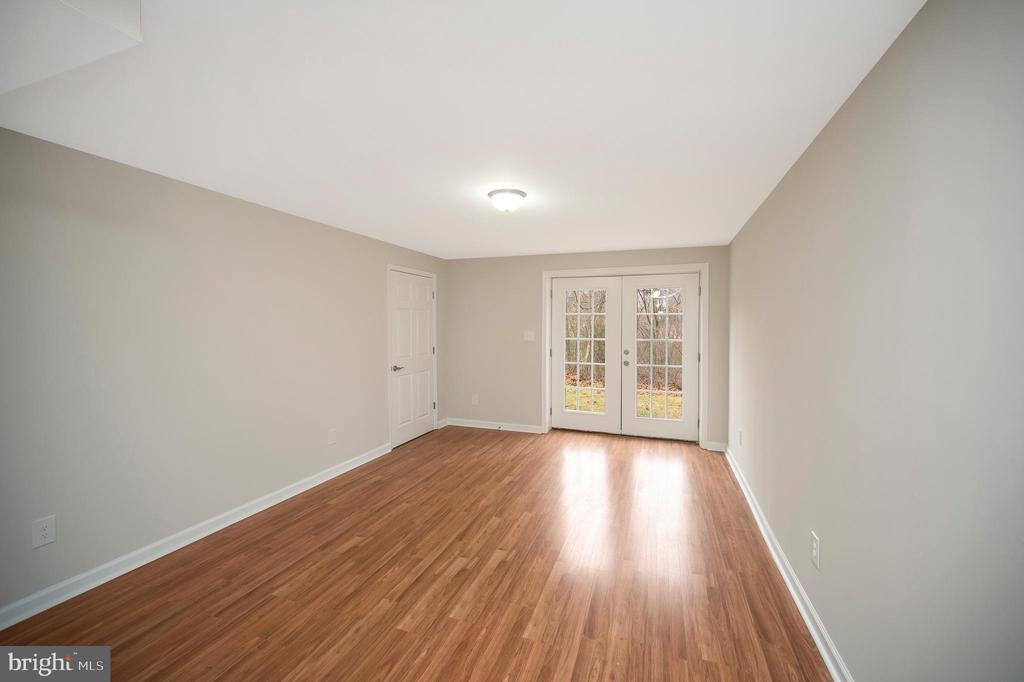 16008 BRUCES LANE