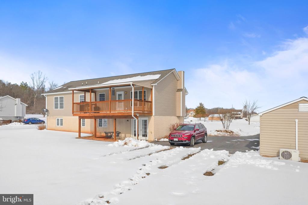 16355 POLLARD LANE