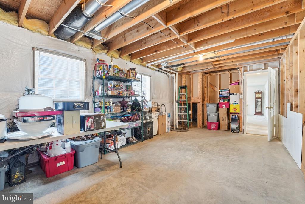 16355 POLLARD LANE