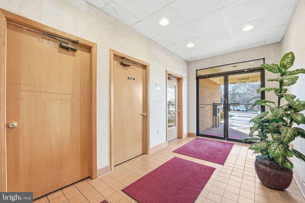 700 SOUTHRIDGE PARKWAY