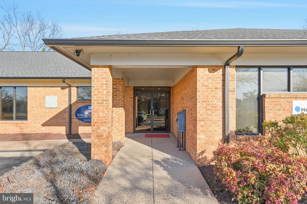 700 SOUTHRIDGE PARKWAY