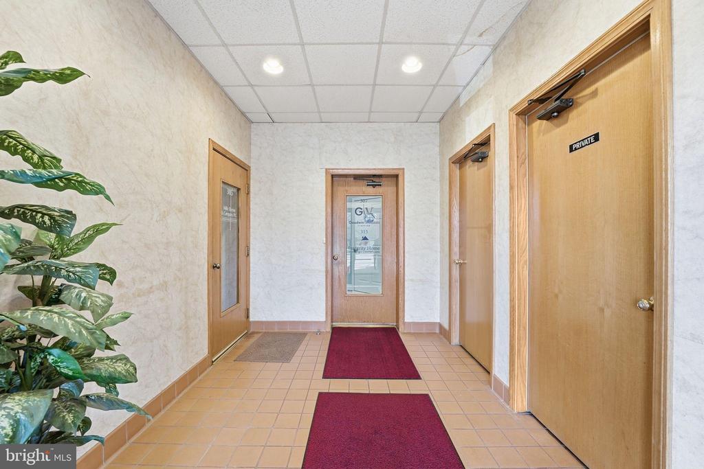 700 SOUTHRIDGE PARKWAY