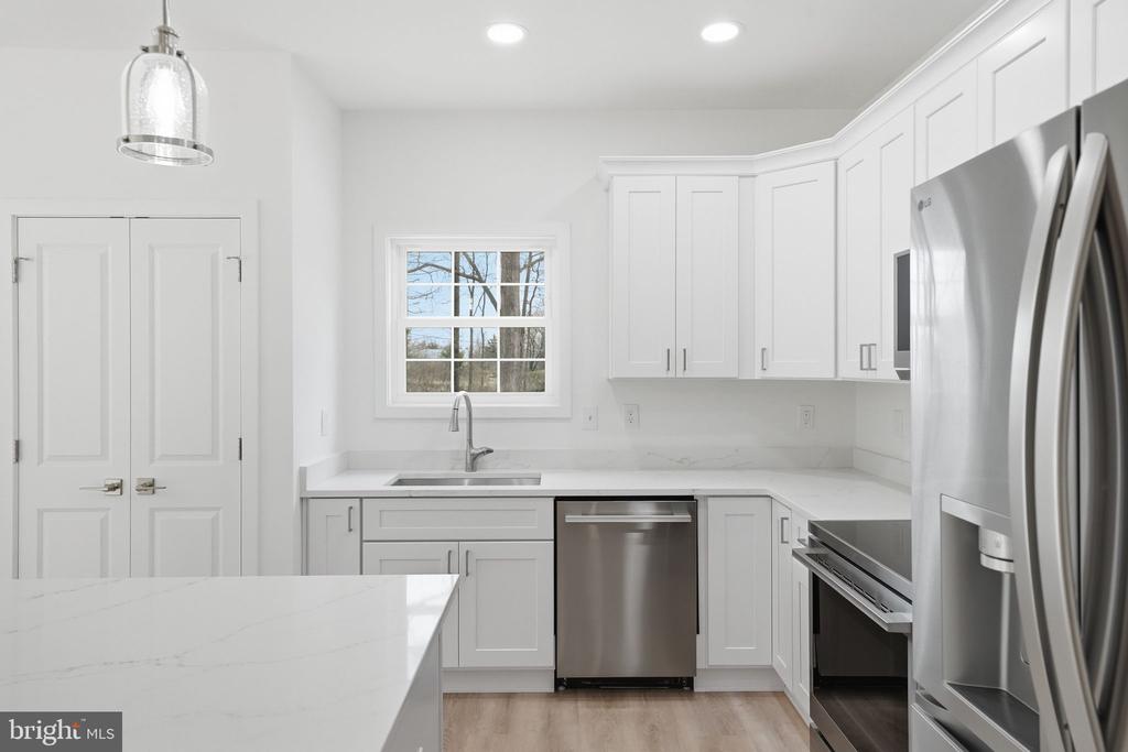 14284 YATES CROSSING