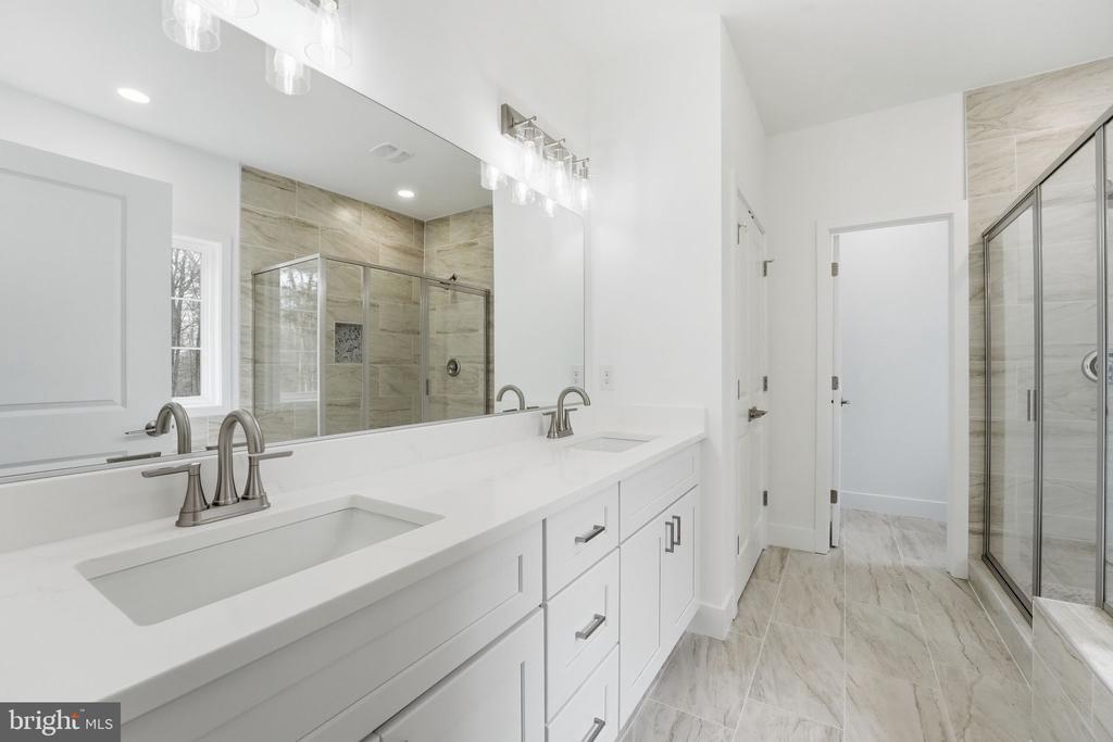 14284 YATES CROSSING
