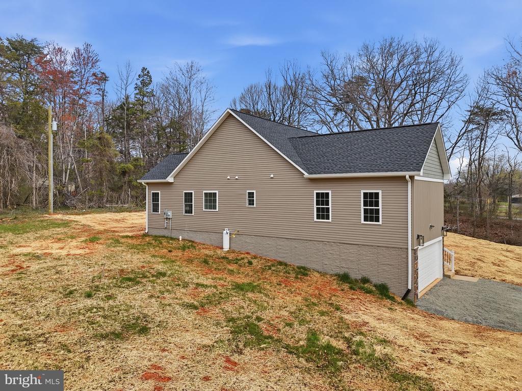 14284 YATES CROSSING