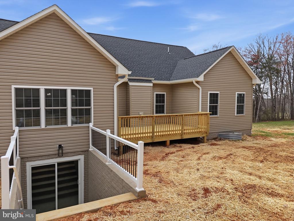 14284 YATES CROSSING