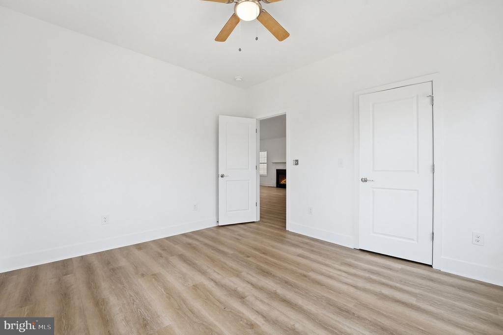 14284 YATES CROSSING