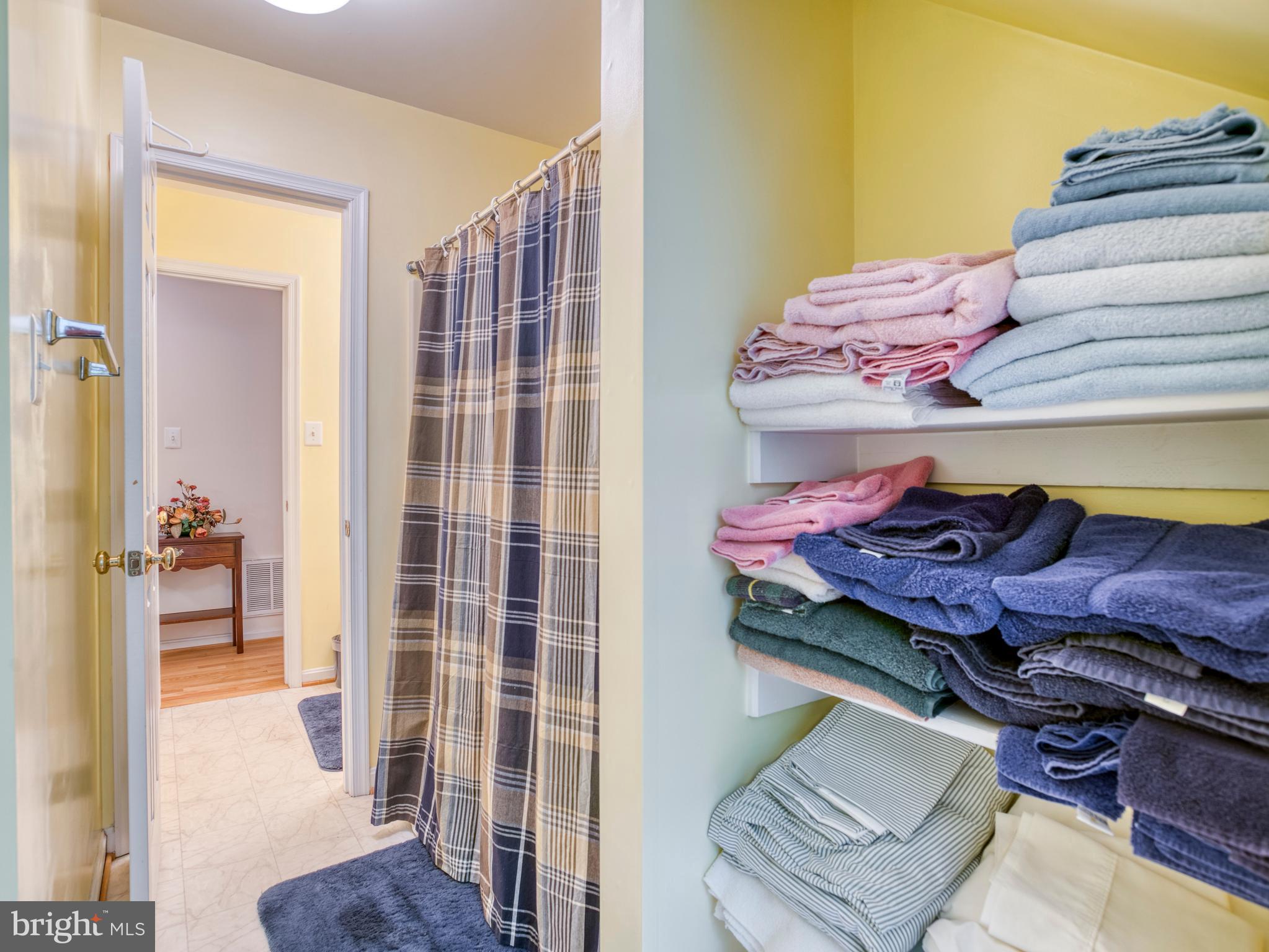 2356 WILDWOOD CIRCLE