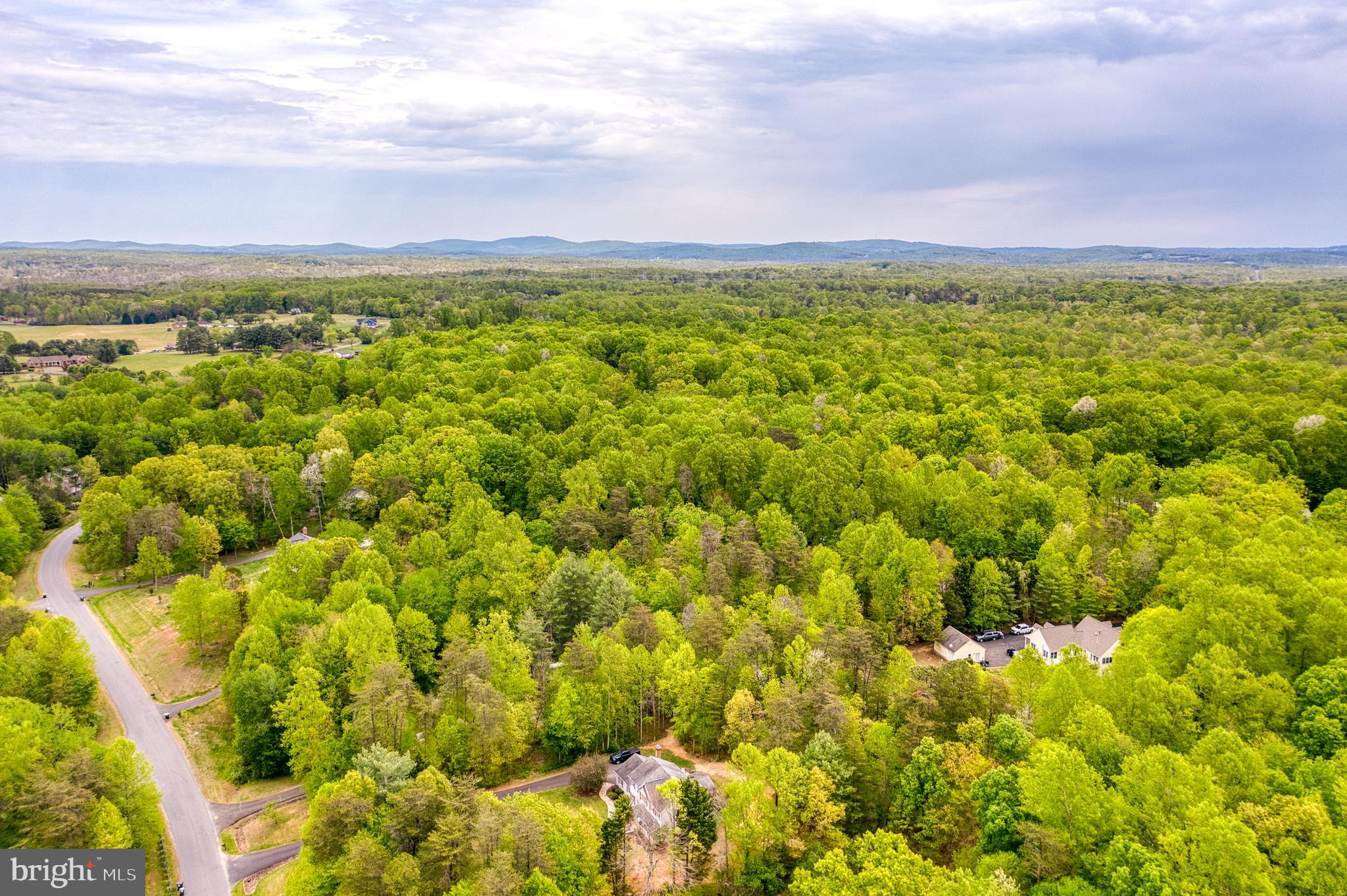 2356 WILDWOOD CIRCLE