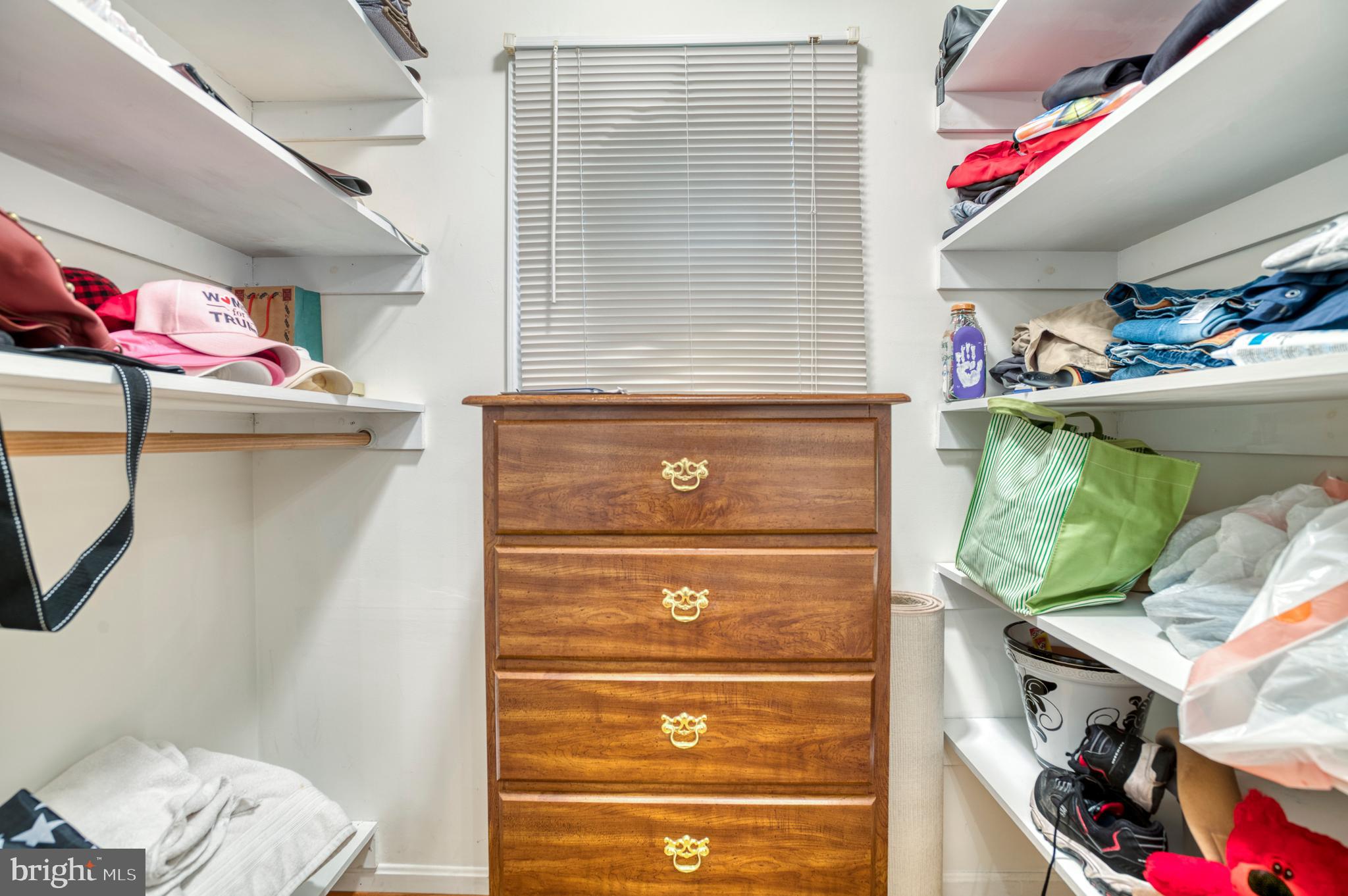 2356 WILDWOOD CIRCLE