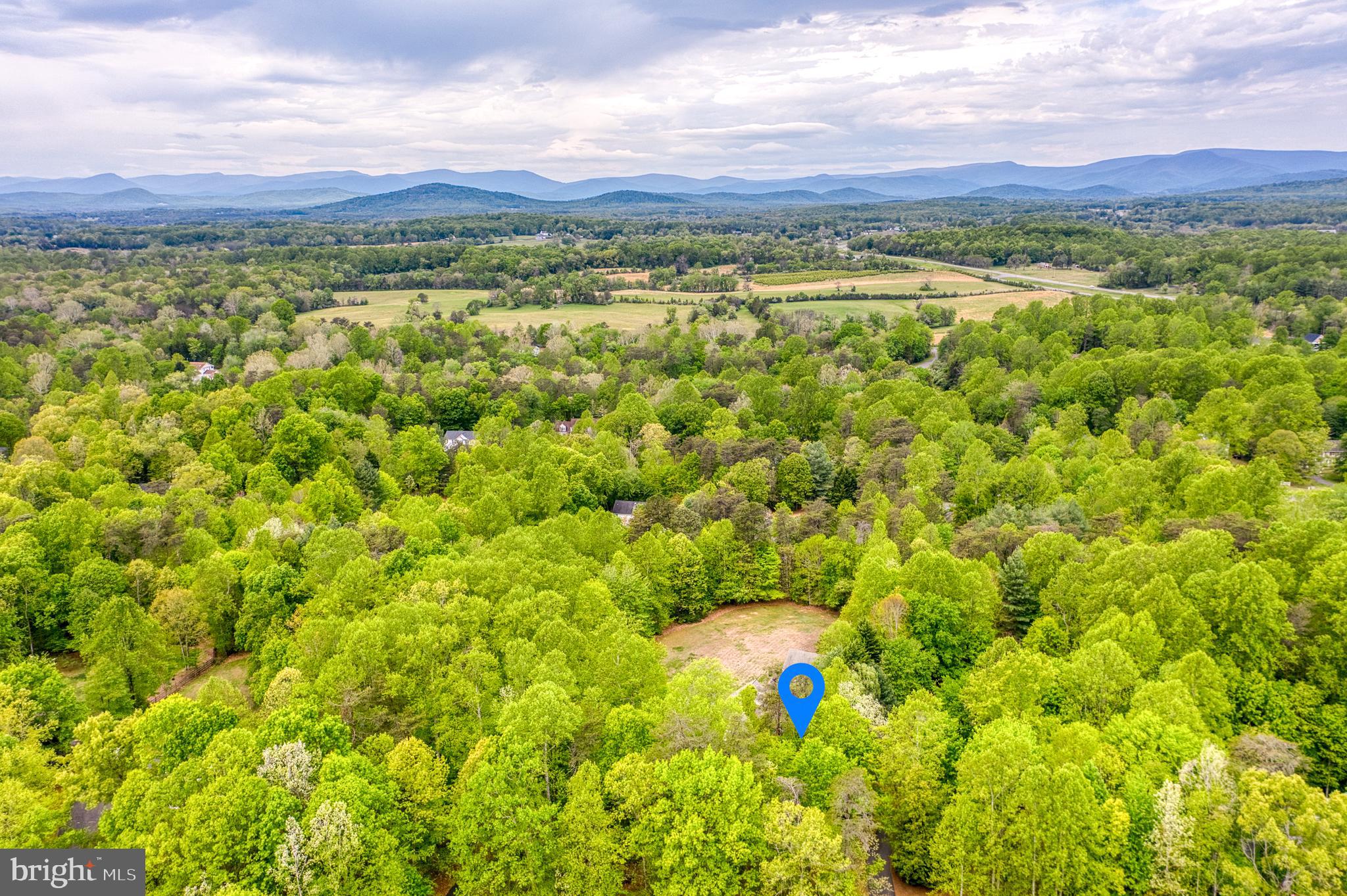 2356 WILDWOOD CIRCLE