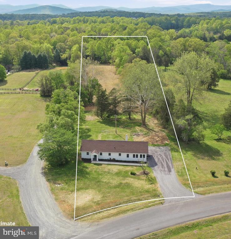 2502 tract 2 HOLLY SPRINGS DR.