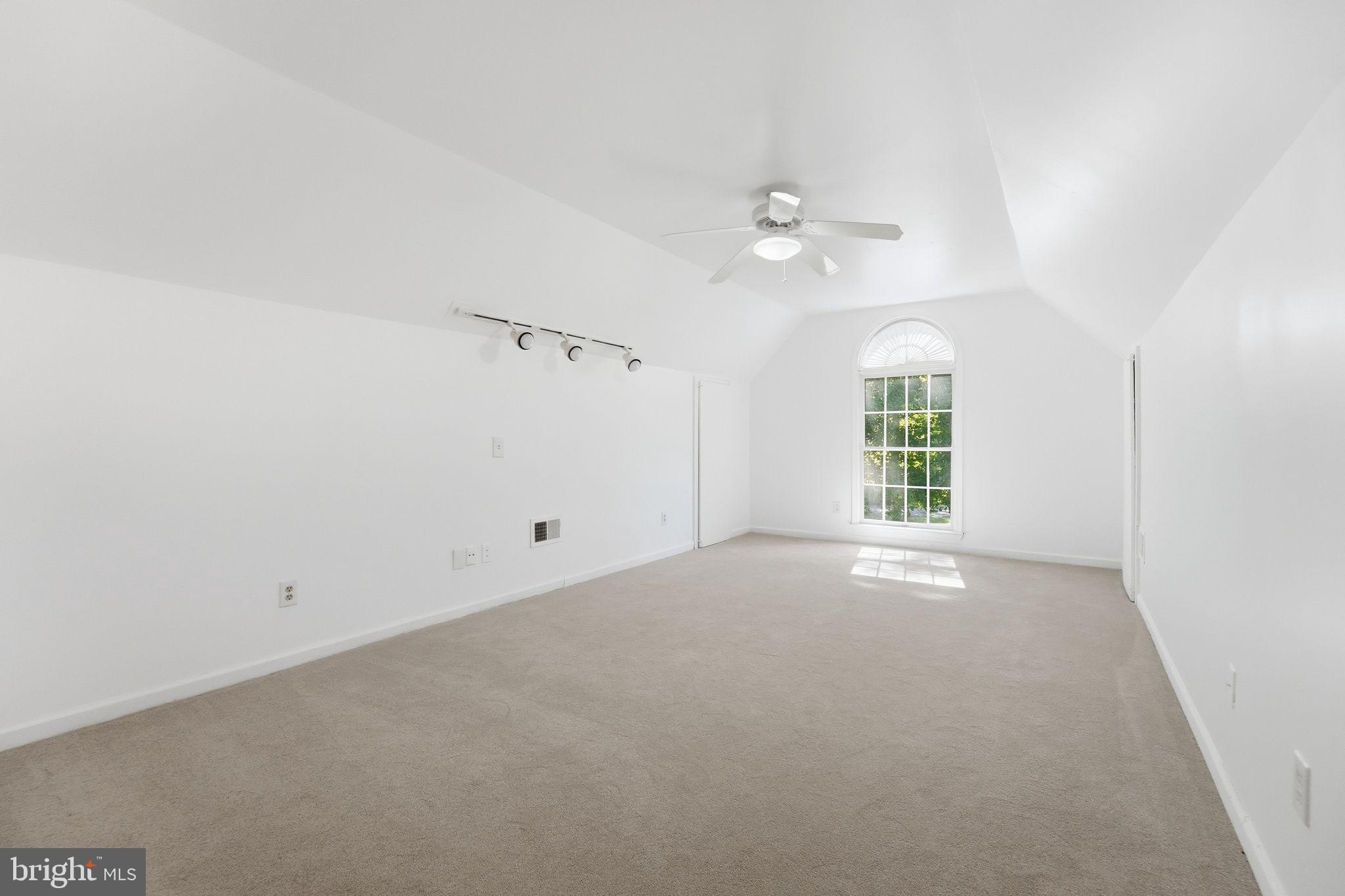 4145 RUNNING QUAIL TRAIL