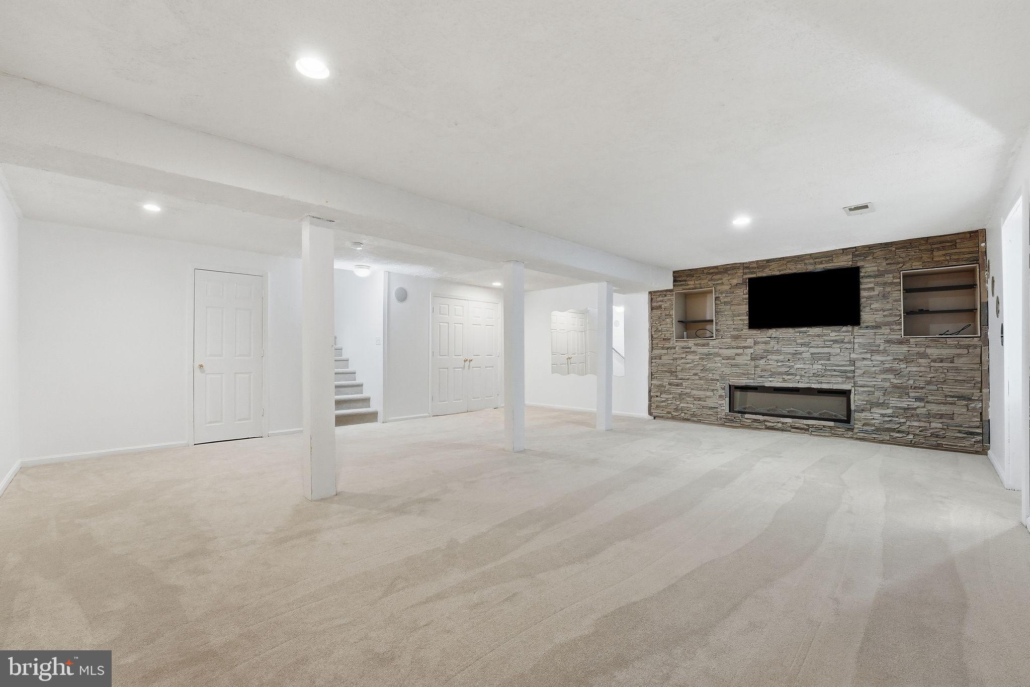 4145 RUNNING QUAIL TRAIL