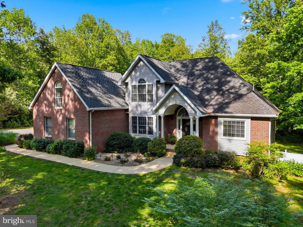 4145 RUNNING QUAIL TRAIL