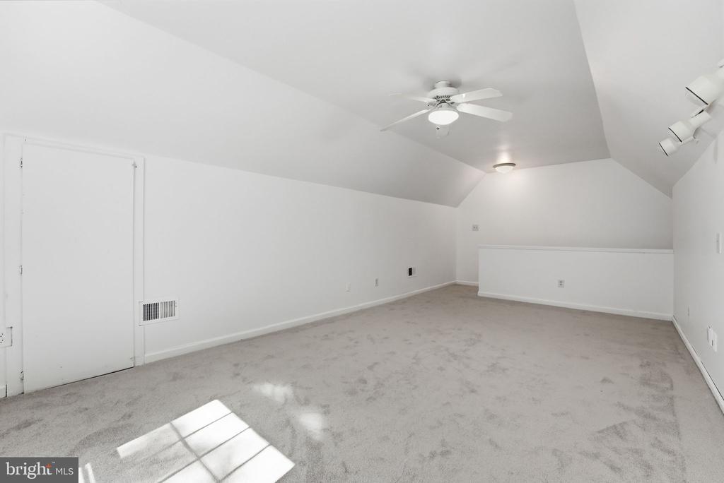 4145 RUNNING QUAIL TRAIL