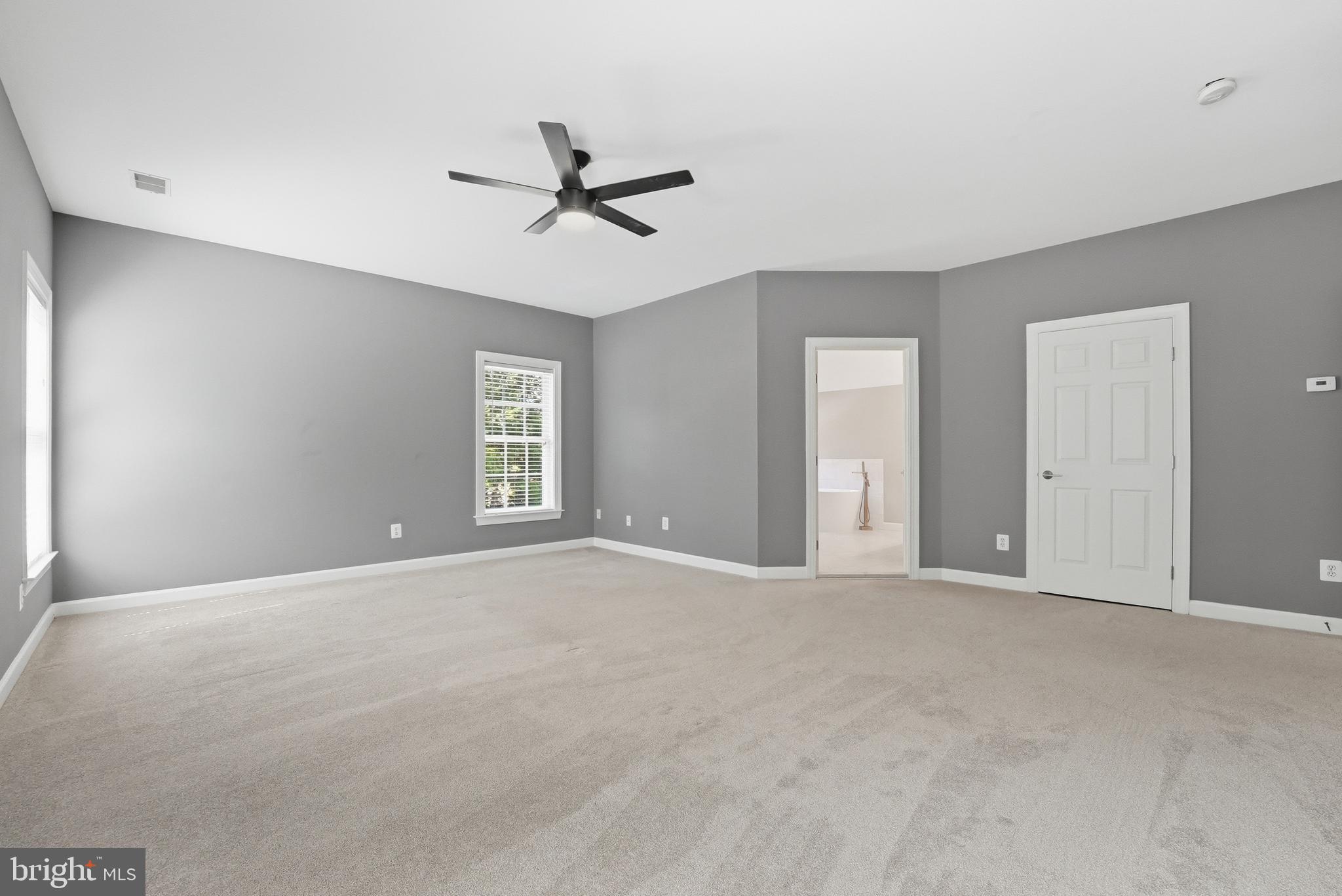 3444 STRATFORD DRIVE