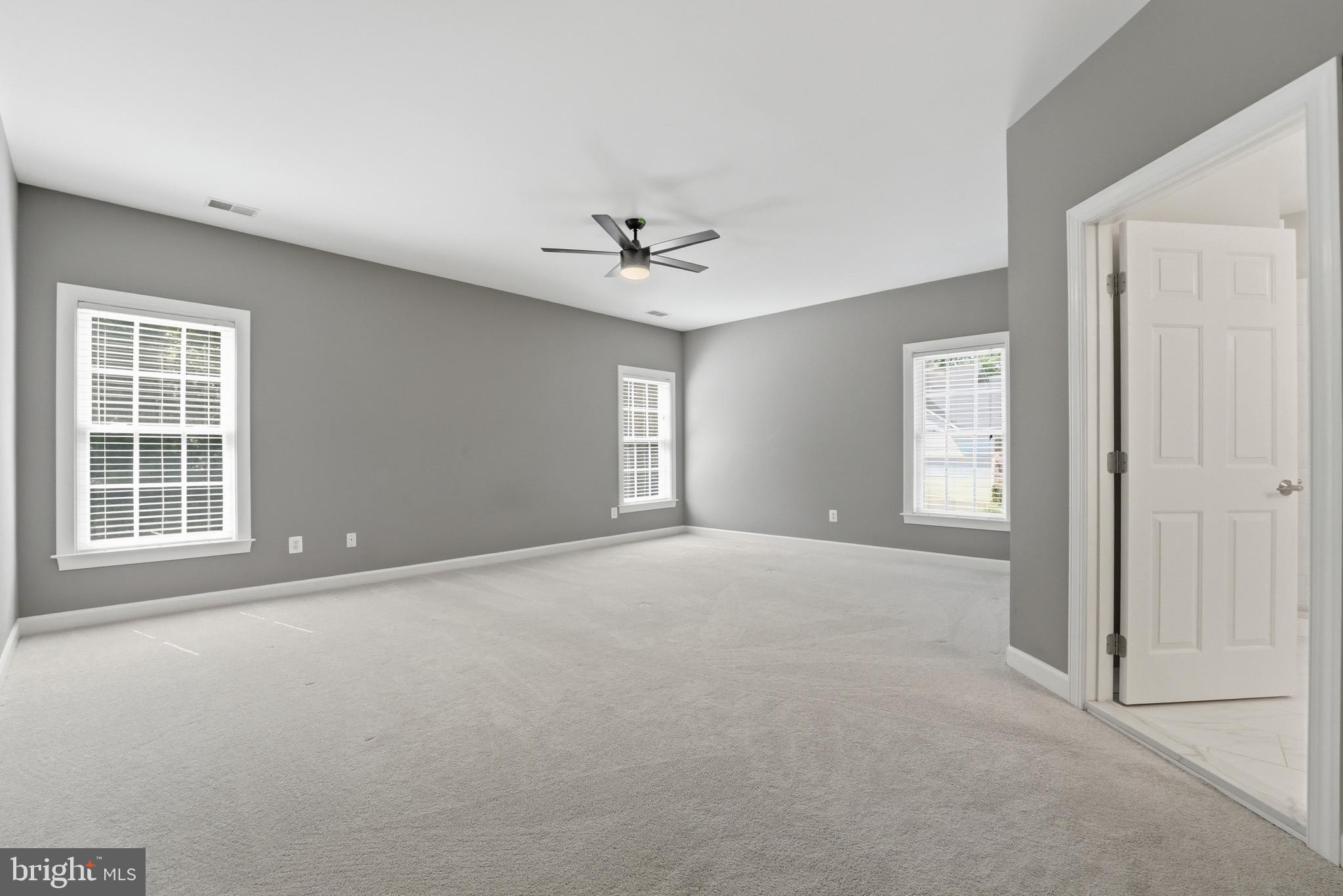 3444 STRATFORD DRIVE