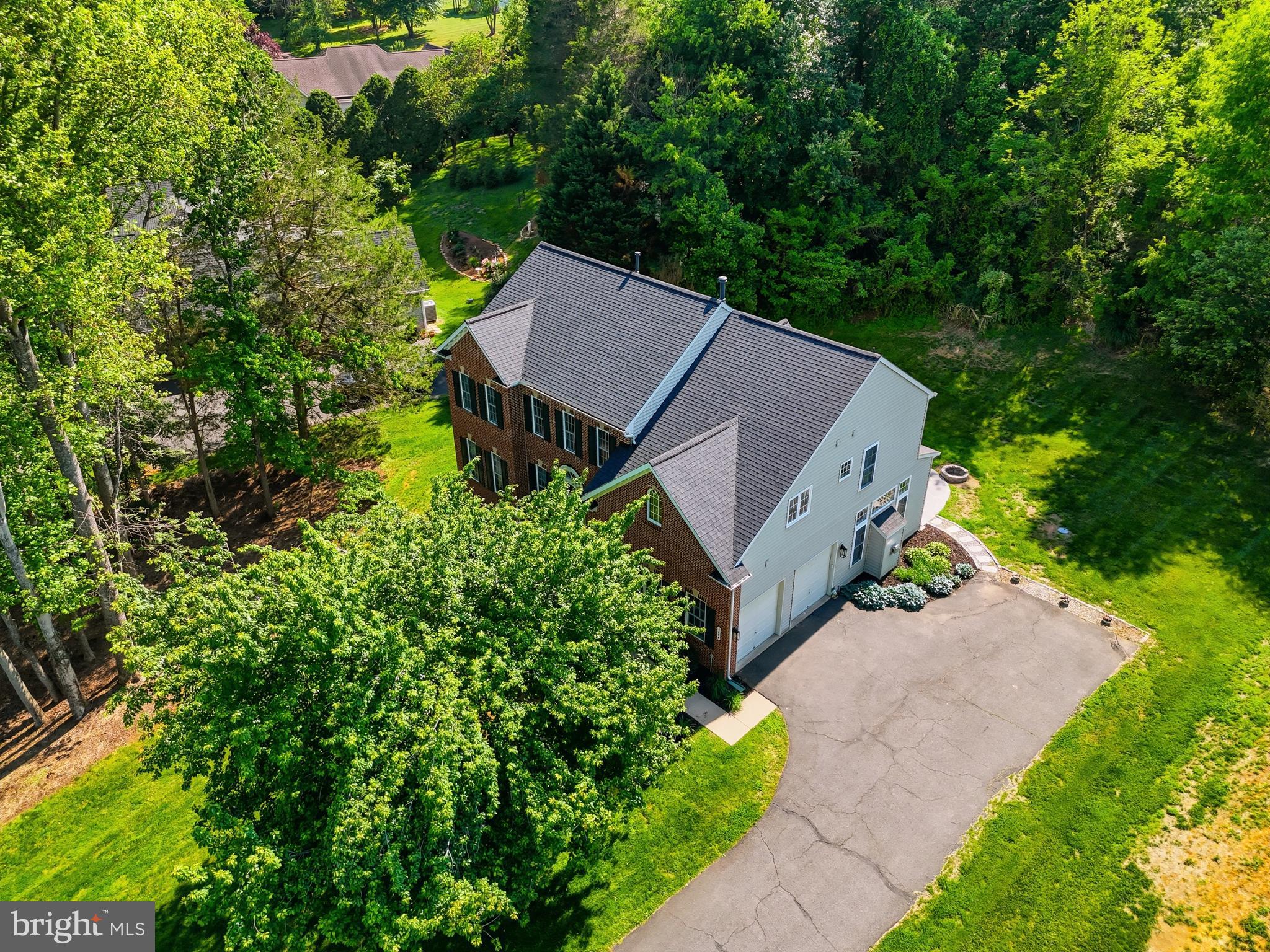 3444 STRATFORD DRIVE