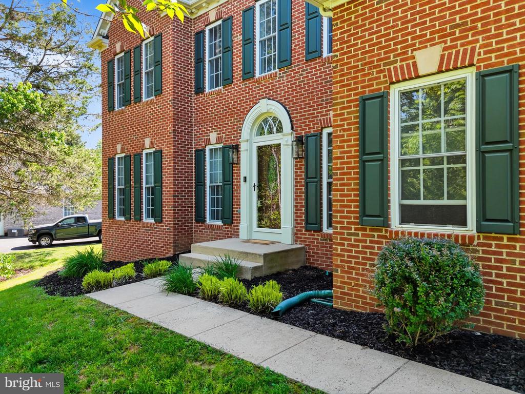 3444 STRATFORD DRIVE