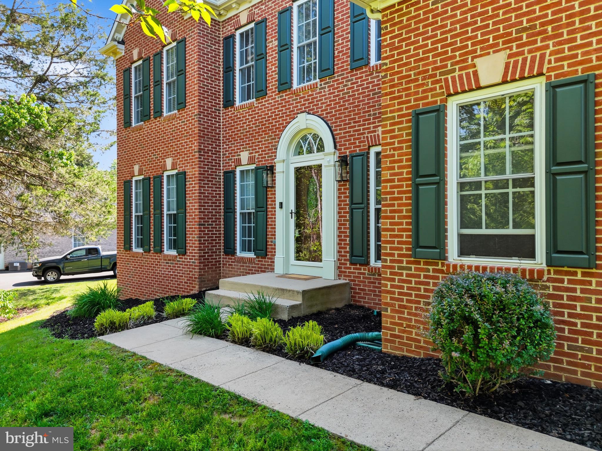 3444 STRATFORD DRIVE