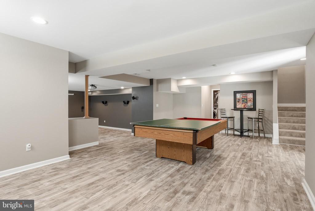 3444 STRATFORD DRIVE