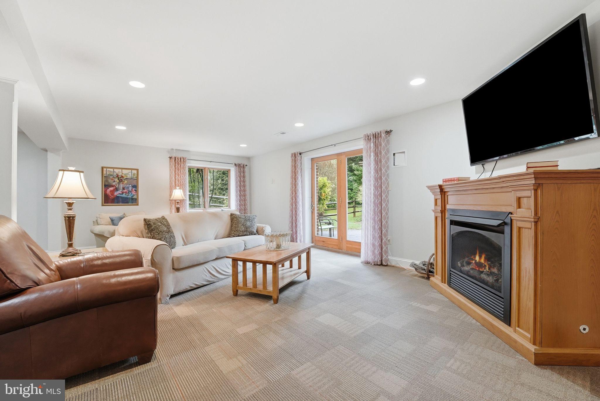 2455 DURHAM PLACE