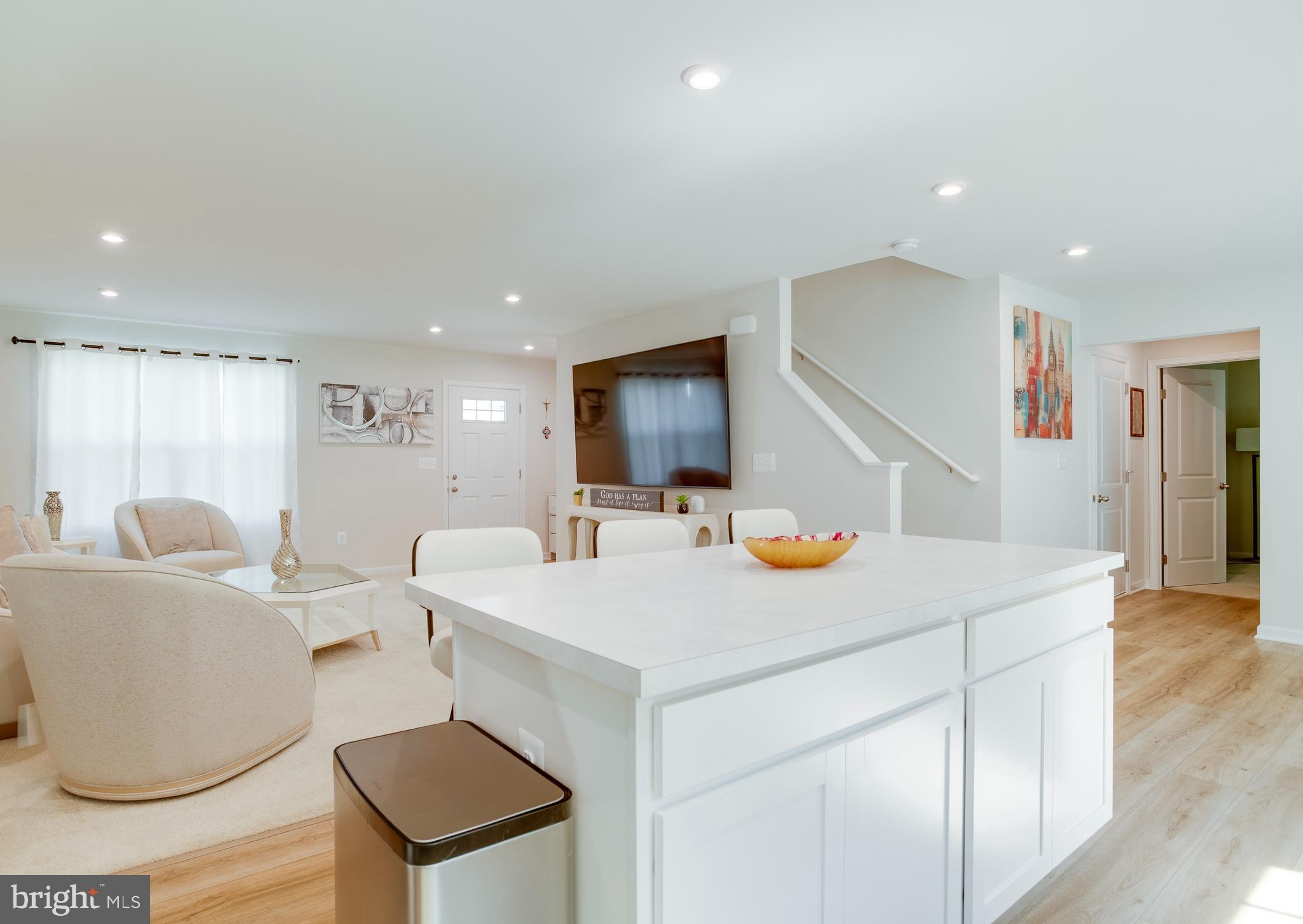 2609 HIGH POINT