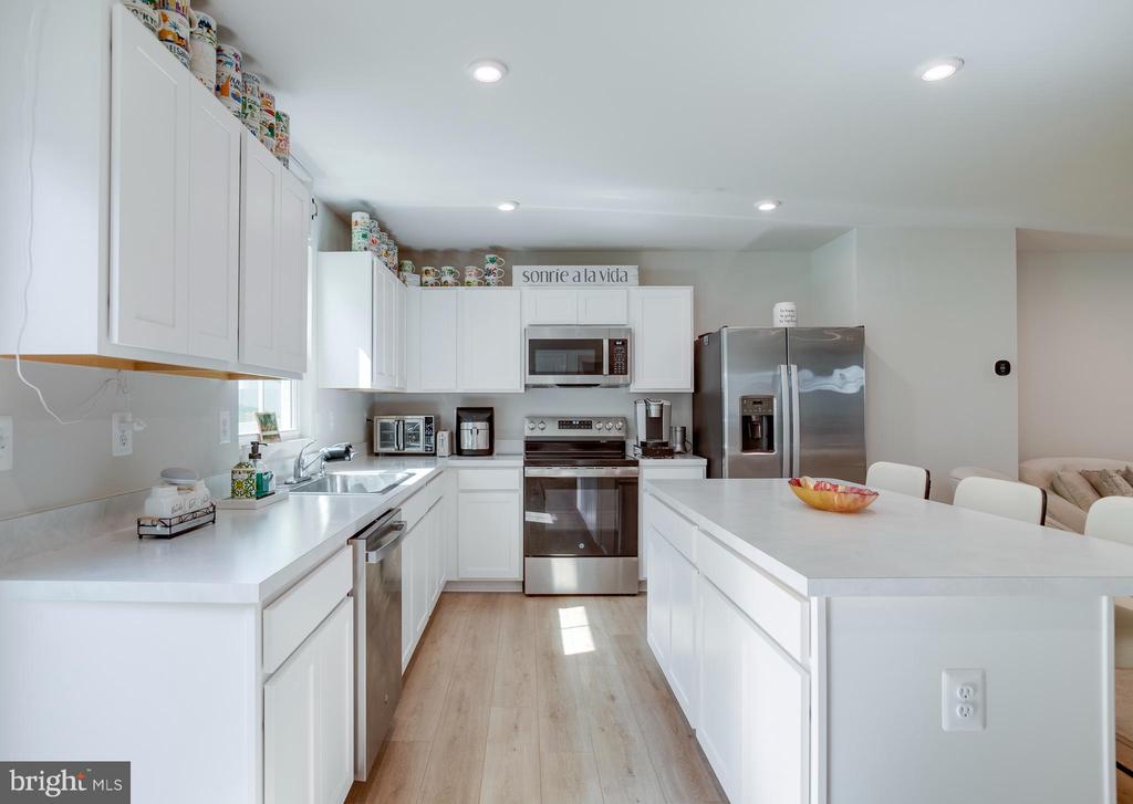 2609 HIGH POINT