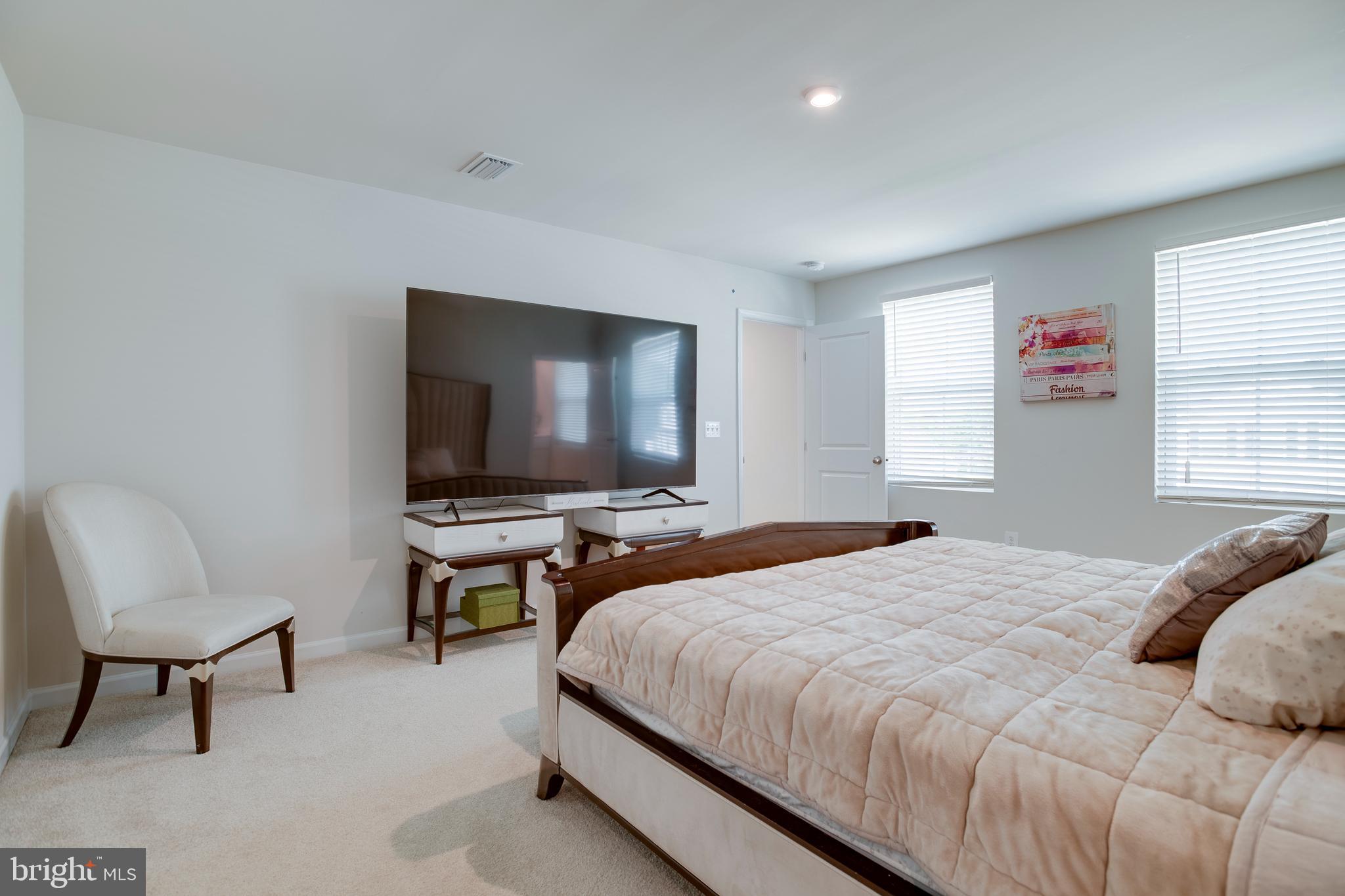 2609 HIGH POINT