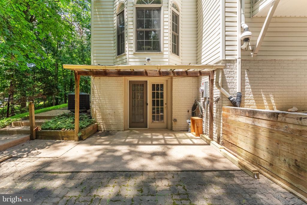 2415 BRIGHTON PLACE